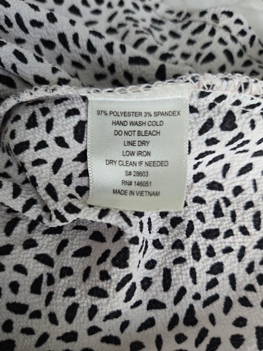 Monteau Los Angeles Black White Animal Print Faux Wrap Peplum Blouse Size M - Picture 5 of 5